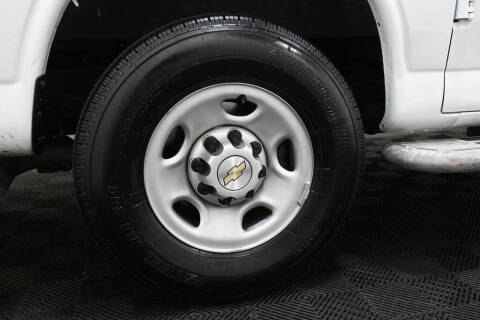 2023 Chevrolet Express 2500