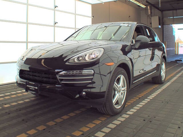 2014 Porsche Cayenne for sale at LUXURY IMPORTS AUTO SALES INC in Ham Lake, MN