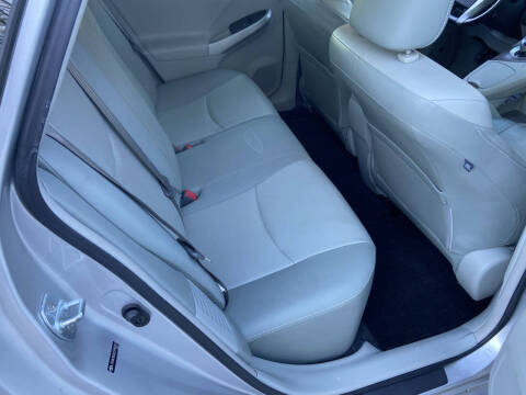 2012 Toyota Prius Two