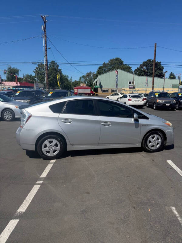 2010 Toyota Prius II