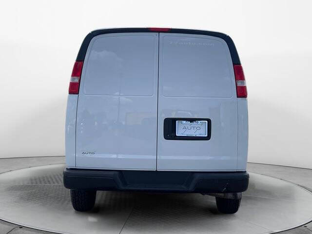 2021 Chevrolet Express 2500