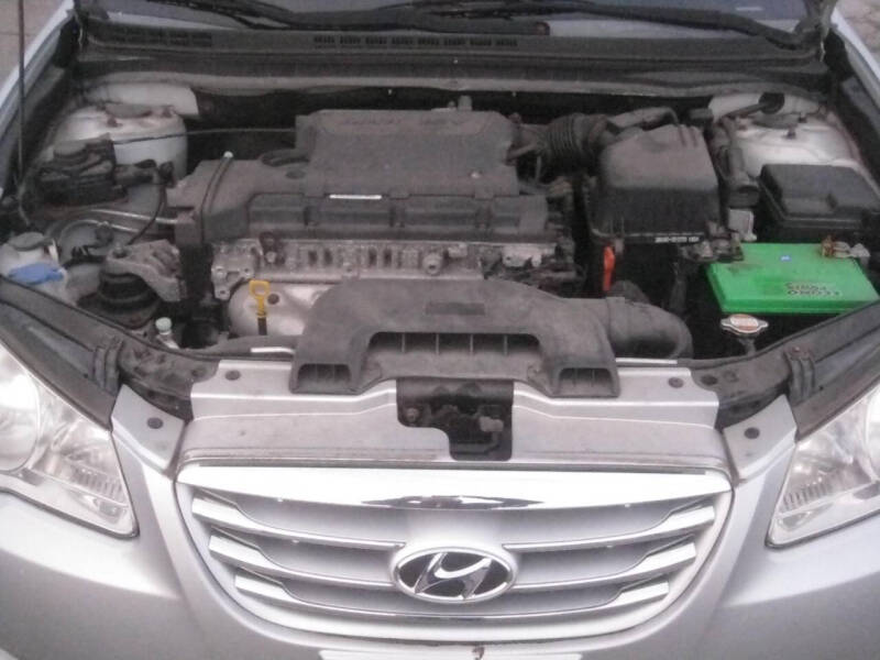 2010 Hyundai Elantra GLS photo 28