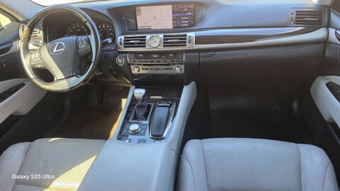 2013 Lexus LS 460
