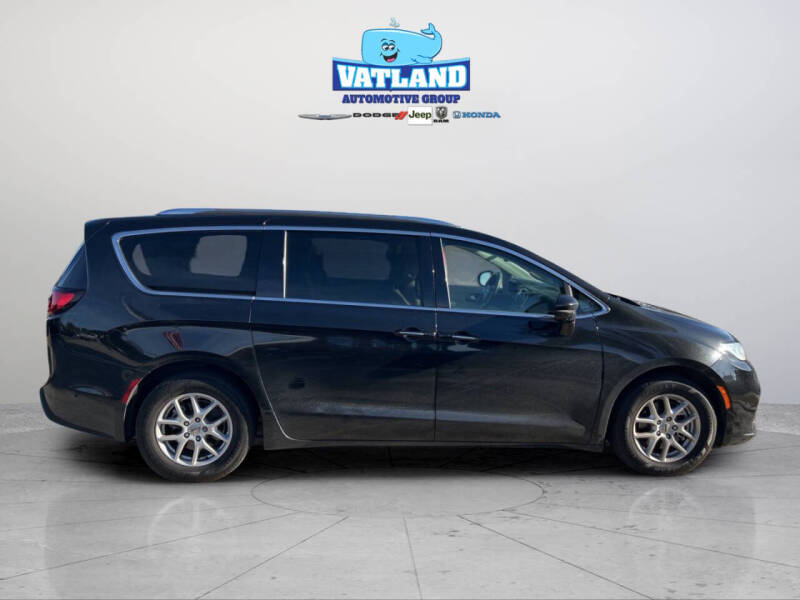 2021 Chrysler Pacifica Touring L