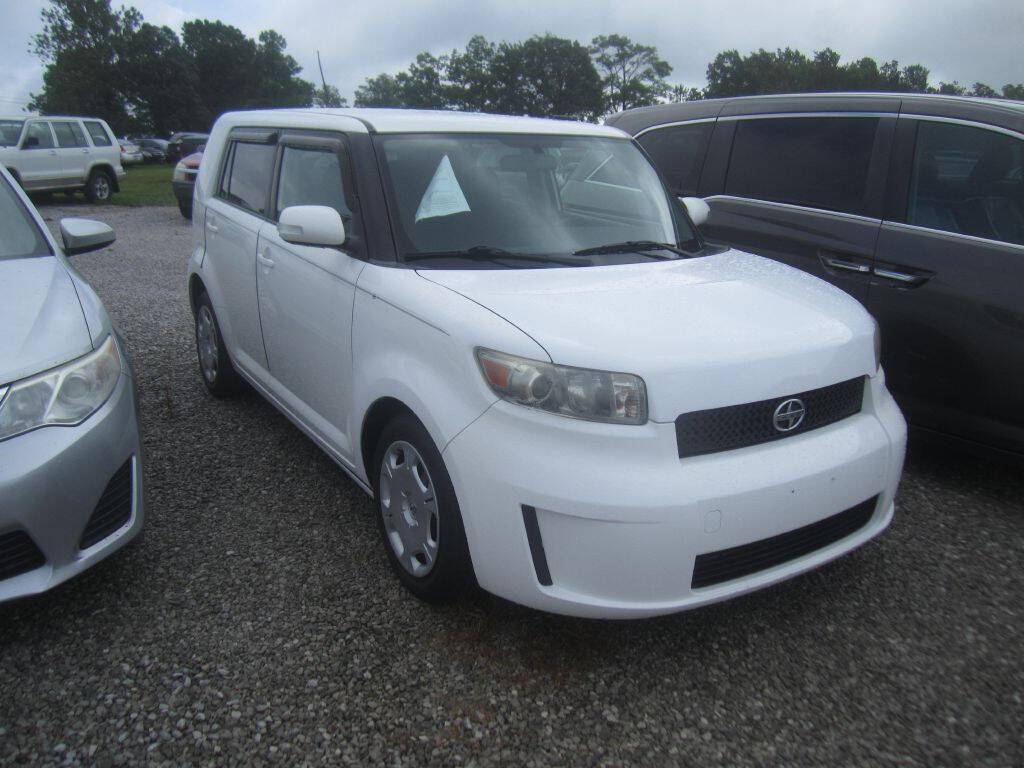 White 2009 Scion xB Base Base 4dr Wagon 4A 1