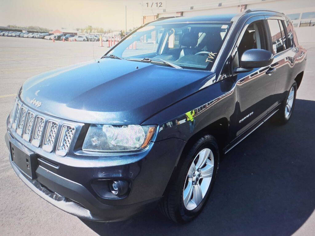 Gray 2015 Jeep Compass Latitude 4x4 Latitude 4dr SUV 1