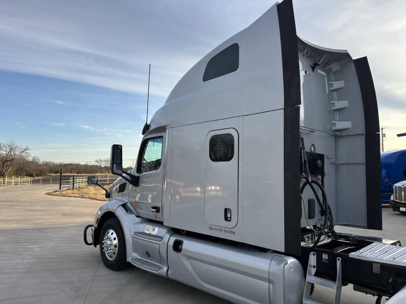2020 Peterbilt 579