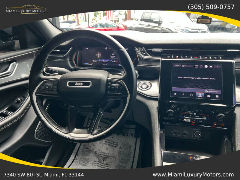 2022 Jeep Grand Cherokee Altitude