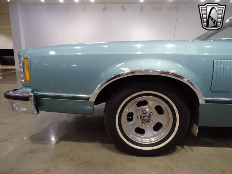 1977 Ford Thunderbird