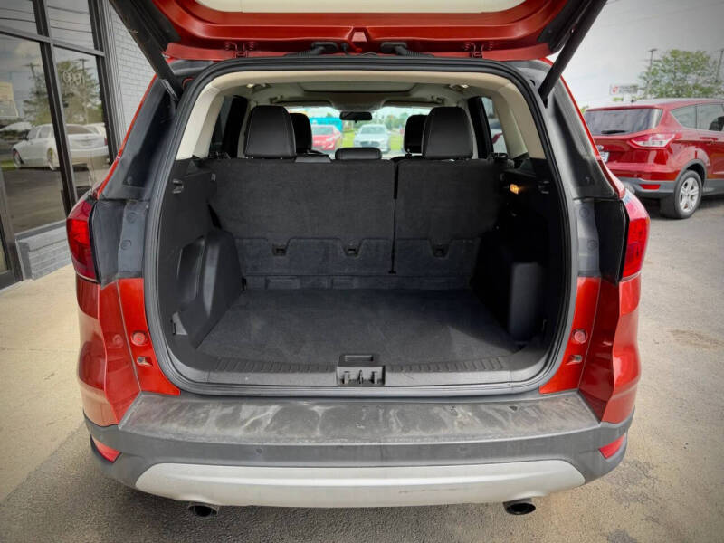 2019 Ford Escape SEL