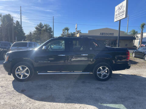 2013 Chevrolet Avalanche LT Black Diamond