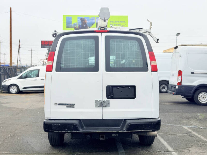 2013 Chevrolet Express 2500