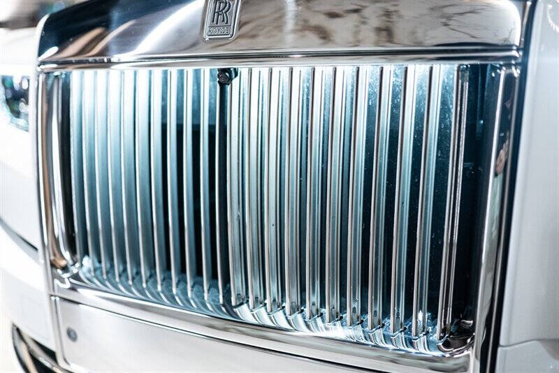 2025 Rolls-Royce Phantom