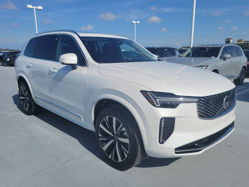 2026 Volvo XC90 B5 Core