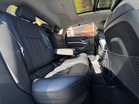 2021 Audi e-tron Sportback quattro Prestige