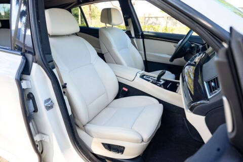 2013 BMW 5 Series 535i Gran Turismo