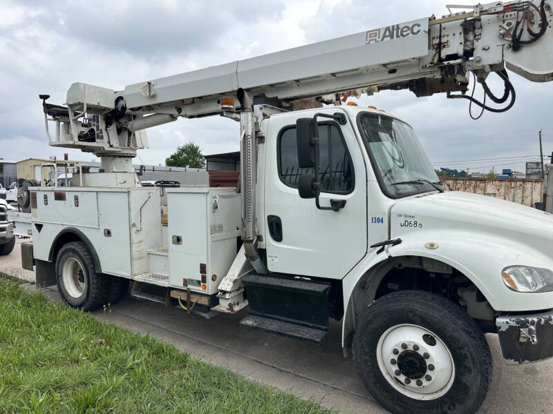 2015 Freightliner M2 106
