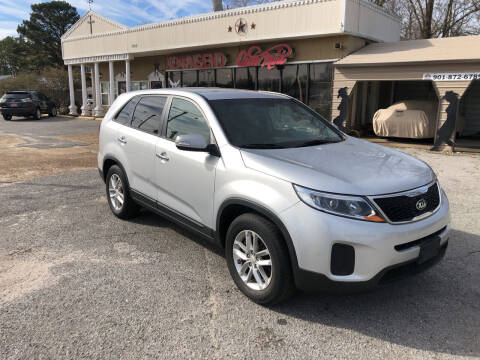 2014 Kia Sorento for sale at Townsend Auto Mart in Millington TN