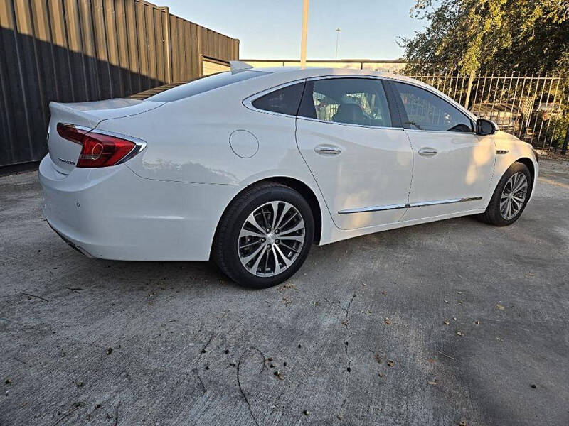 2017 Buick LaCrosse Essence