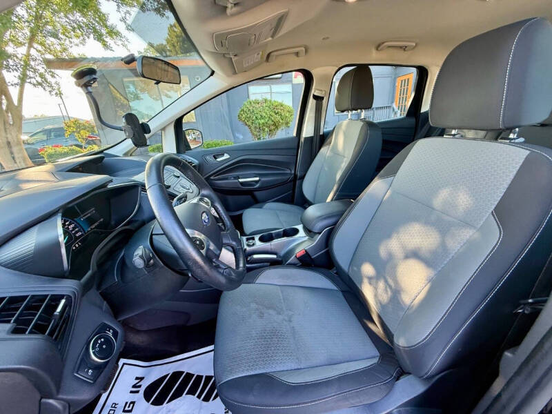 2017 Ford C-MAX Energi SE
