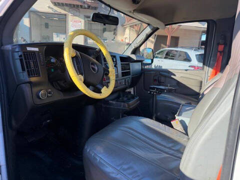 2015 GMC Savana 2500