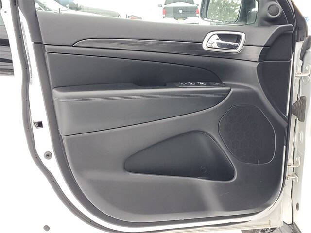 2020 Jeep Grand Cherokee Laredo E