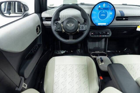 2025 MINI Hardtop 4 Door Cooper S Signature Trim
