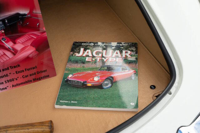 1966 Jaguar E-Type 30