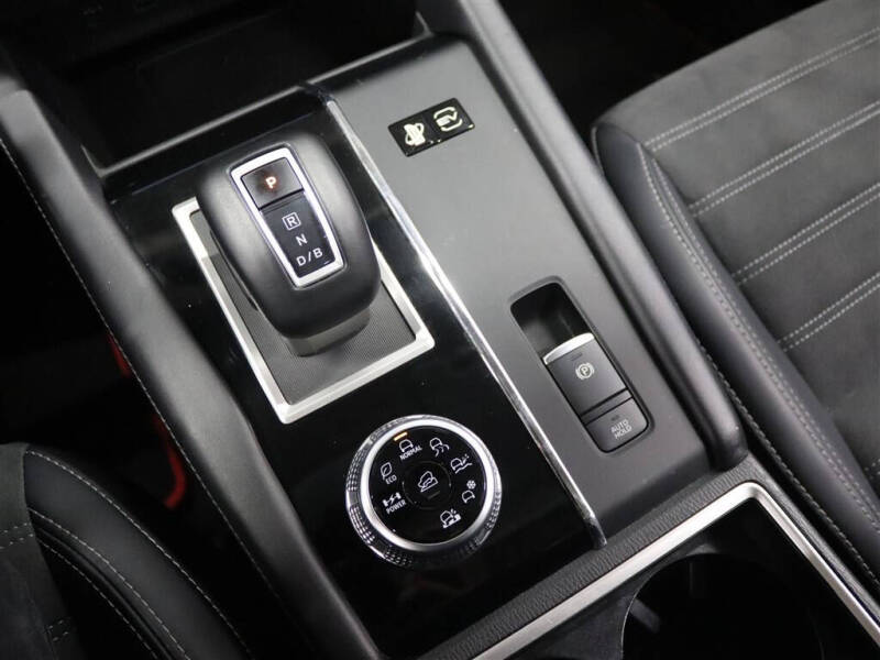 2024 Mitsubishi Outlander PHEV SE