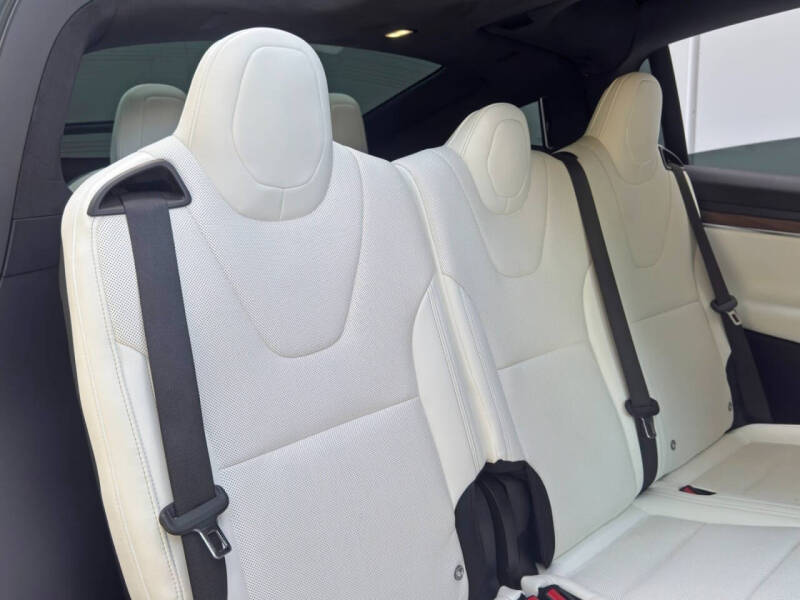 2022 Tesla Model X