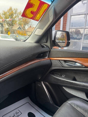 2015 Cadillac Escalade Luxury