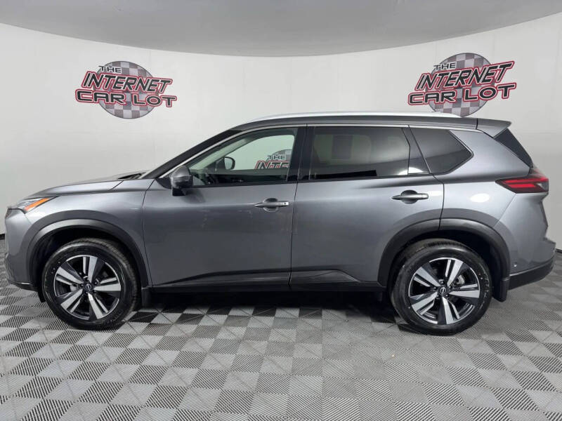 2025 Nissan Rogue SL