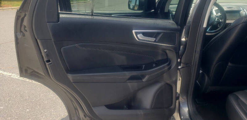 2018 Ford Edge Titanium