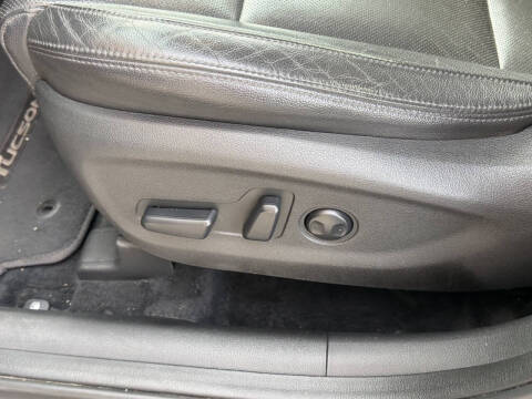 2017 Hyundai Tucson SE Plus