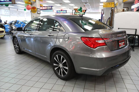 2012 Chrysler 200 Touring