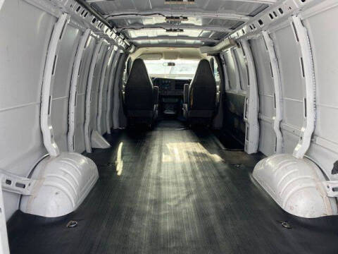 2024 GMC Savana 2500