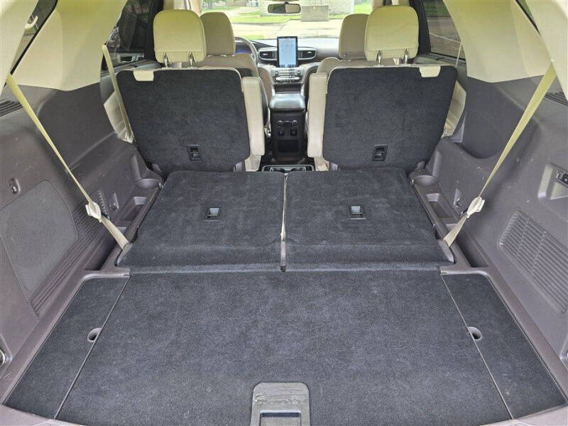 2020 Ford Explorer Platinum
