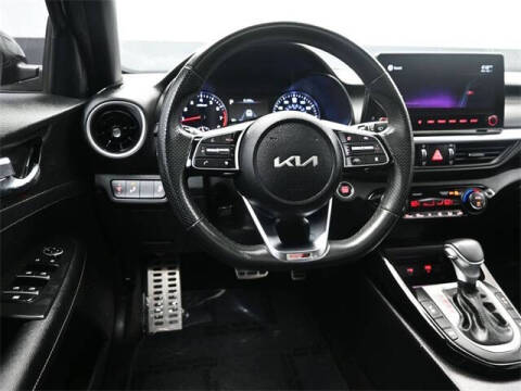 2022 Kia Forte GT Line