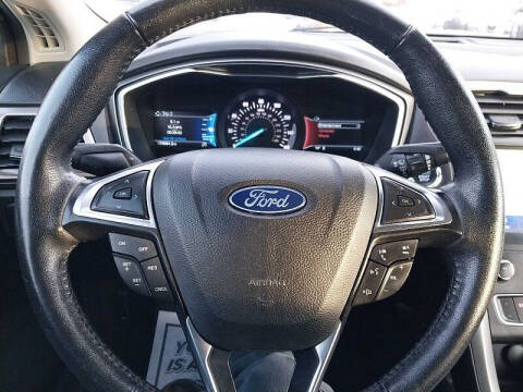 2020 Ford Fusion SEL