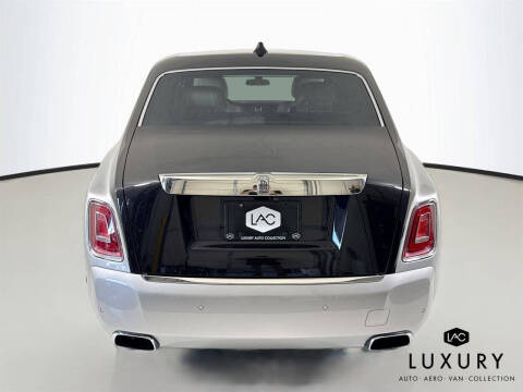 2023 Rolls-Royce Phantom
