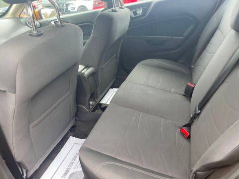 2016 Ford Fiesta SE