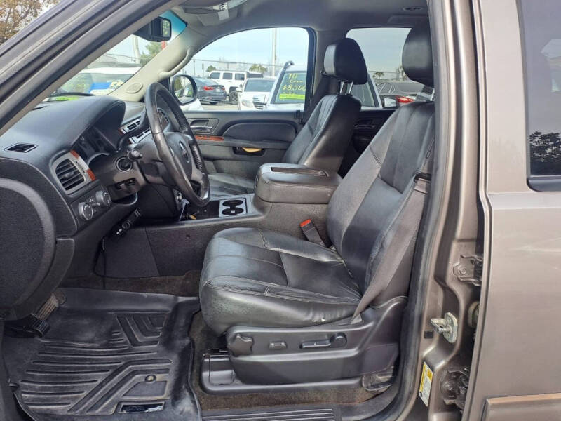 2013 GMC Yukon XL SLT