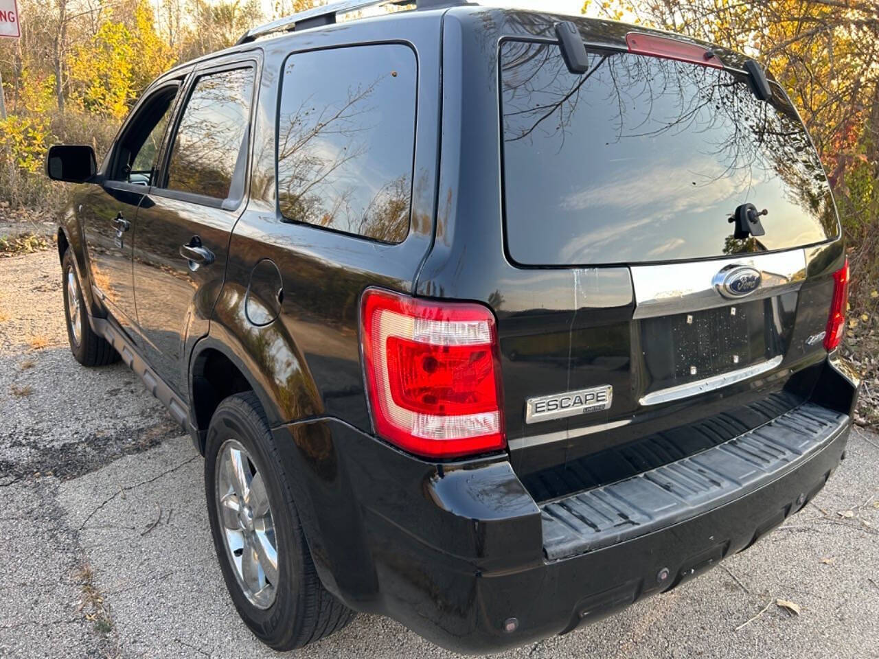 2008 Ford Escape for sale at Quality Cars Of South Elgin in South Elgin, IL