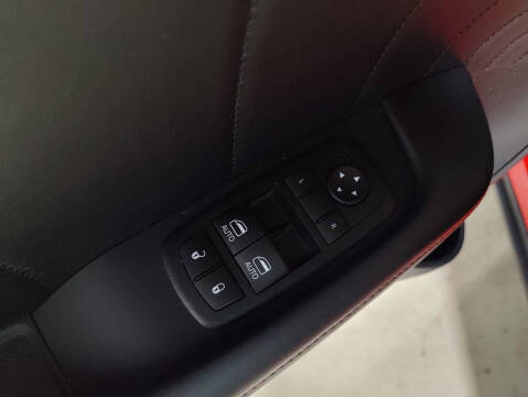 2015 Dodge Challenger R/T Plus Shaker