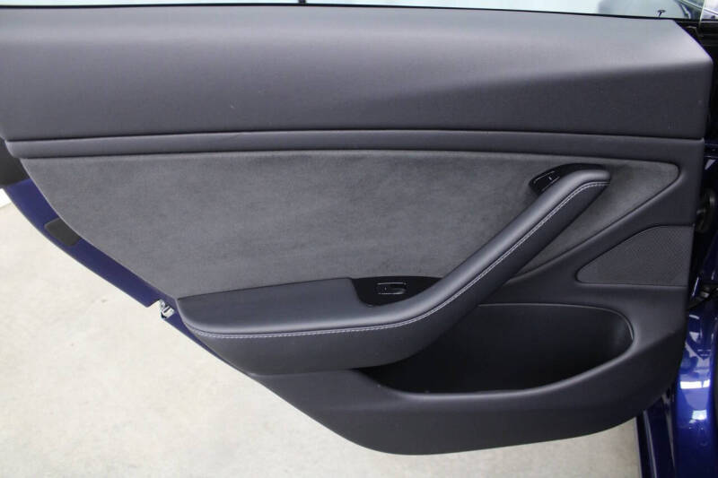 2019 Tesla Model 3 Mid Range