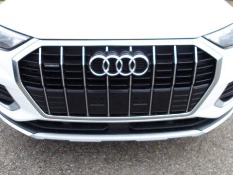 2019 Audi Q3 quattro Premium 45 TFSI