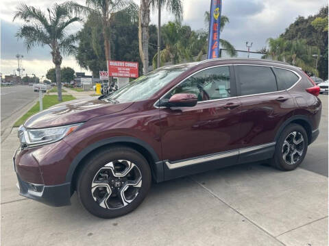 2018 Honda CR-V for sale at Dealers Choice Inc in Farmersville CA