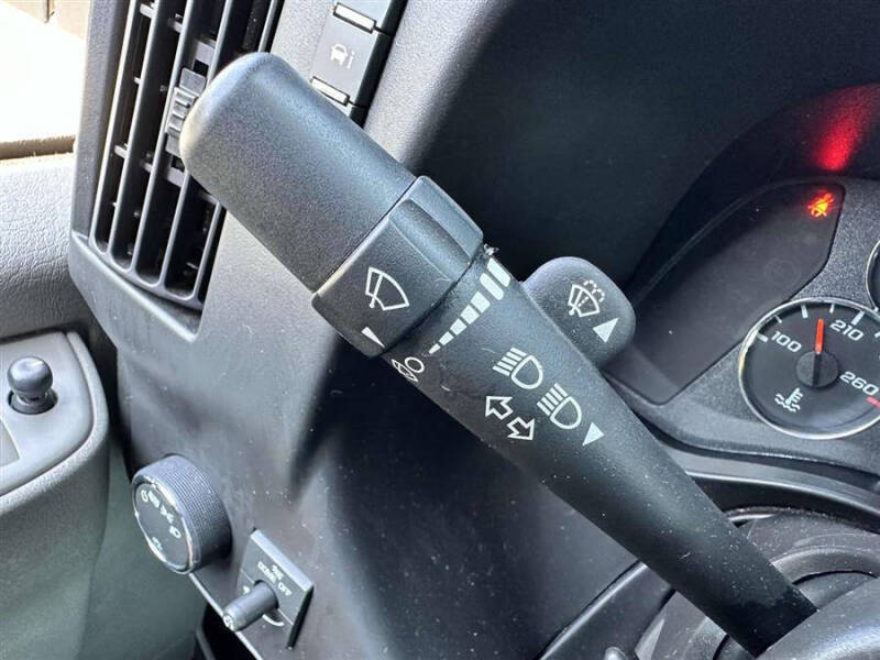 2023 GMC Savana 2500