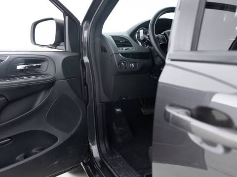 2017 Dodge Grand Caravan SE Plus