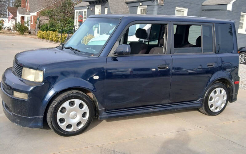 2005 Scion xB